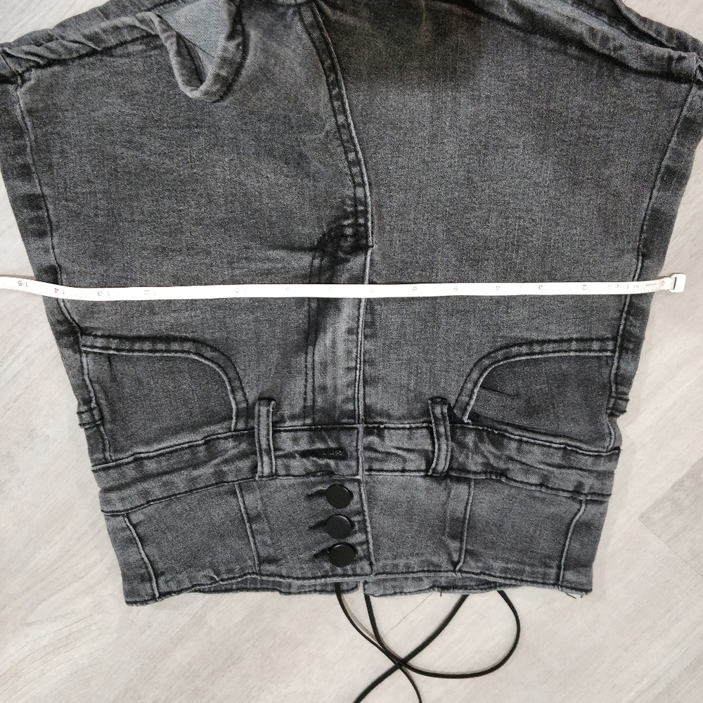 NWOT Gray wash high waist jean shorts - Picture 8 of 17